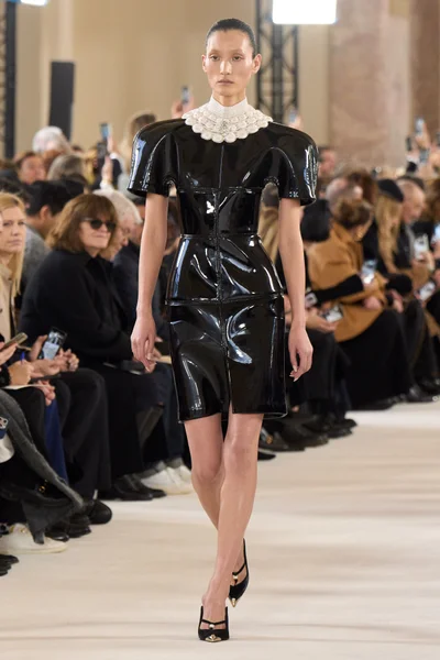 Look 1